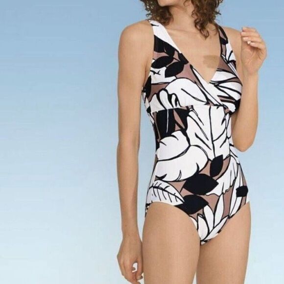 Lands' End Other - New ✨ LANDS’ END One Piece Swimsuit (Sz 14/16)